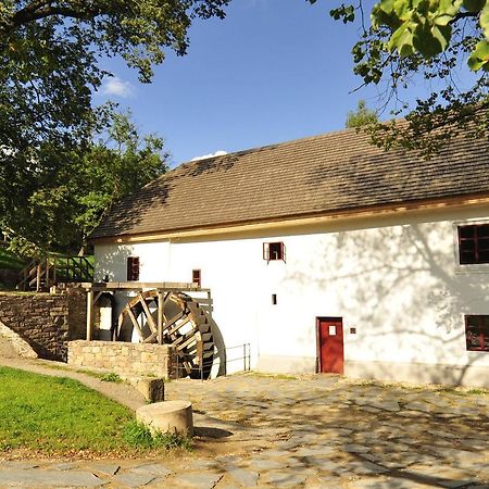 Porcuv Mlyn Otel Bykovice Dış mekan fotoğraf