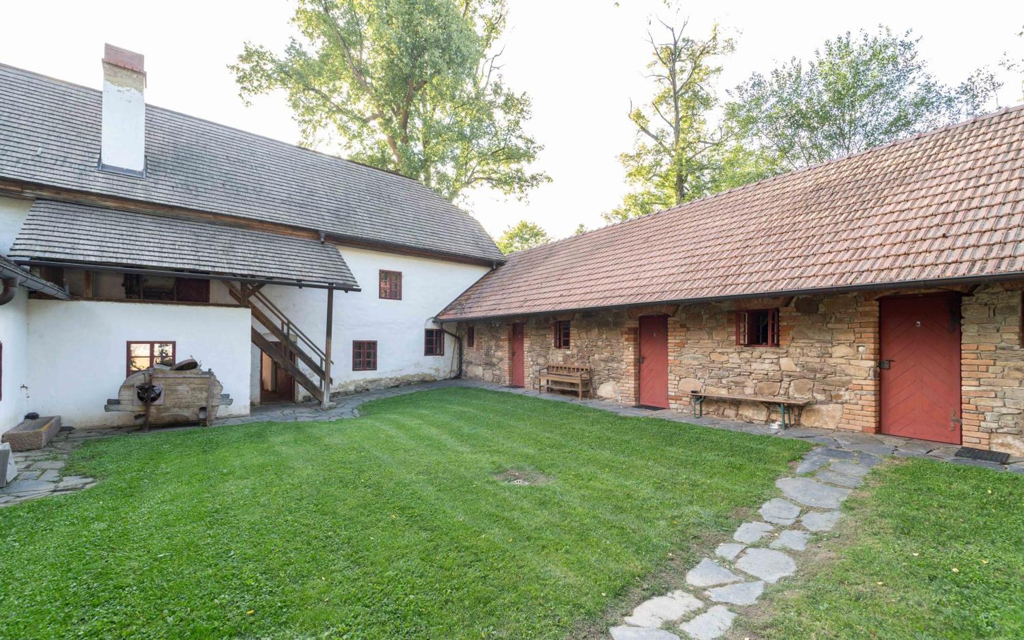 Porcuv Mlyn Otel Bykovice Dış mekan fotoğraf