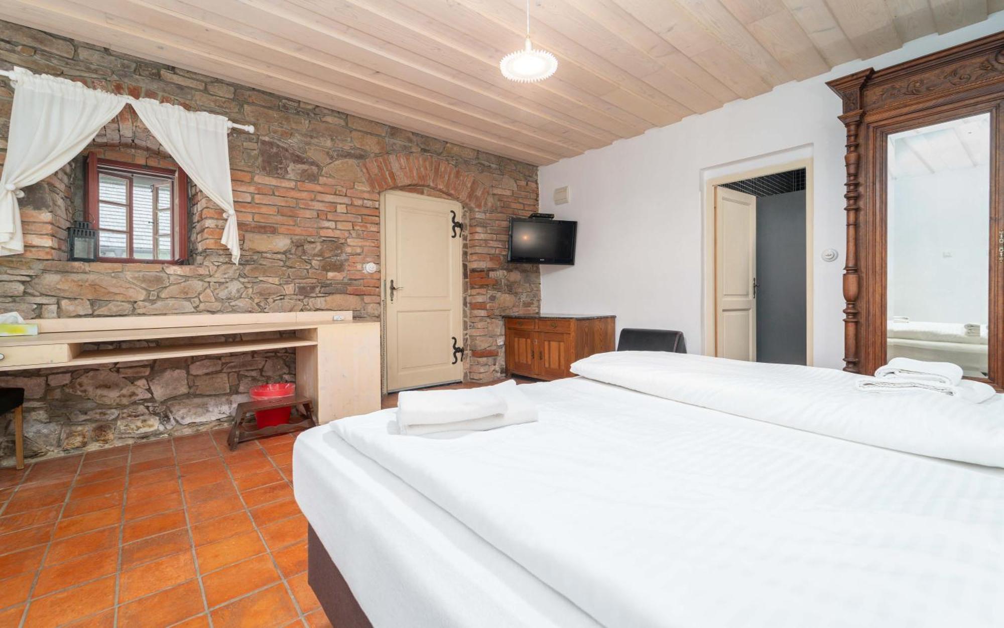 Porcuv Mlyn Otel Bykovice Dış mekan fotoğraf