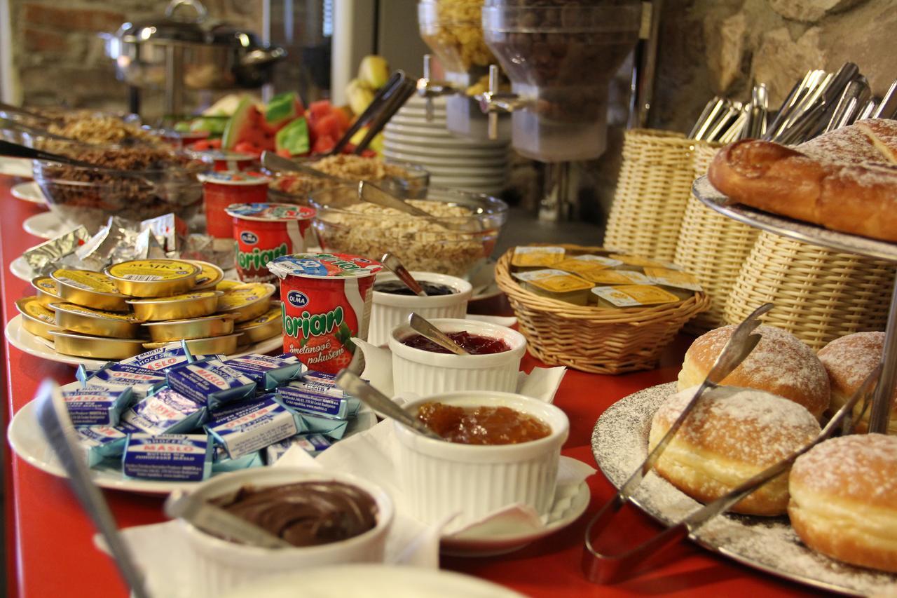 Porcuv Mlyn Otel Bykovice Dış mekan fotoğraf